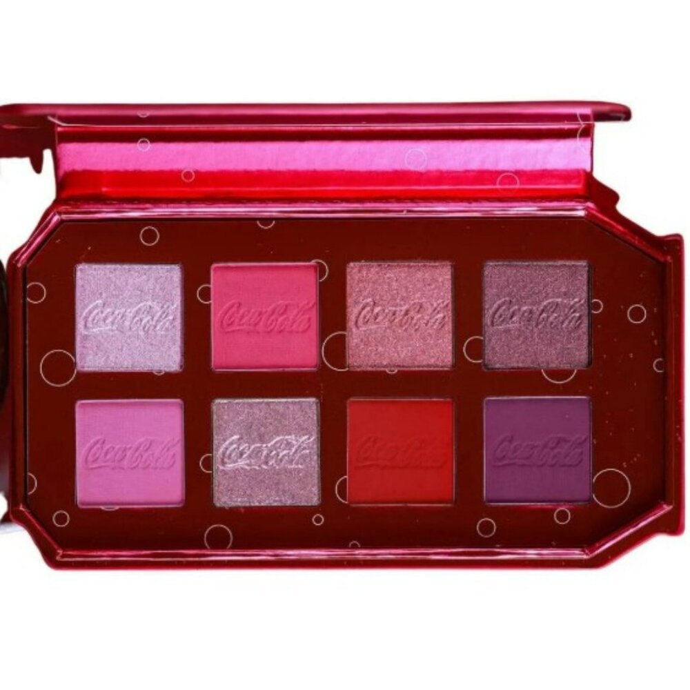 glamlite x Coca-Cola Cherry Palette - Picture 2 of 2